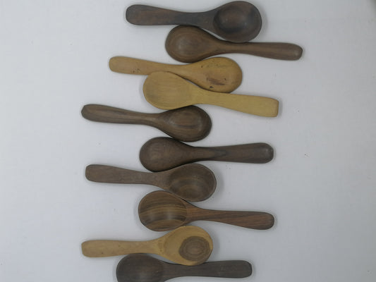 Cucharitas de madera para Mambe y Ambil