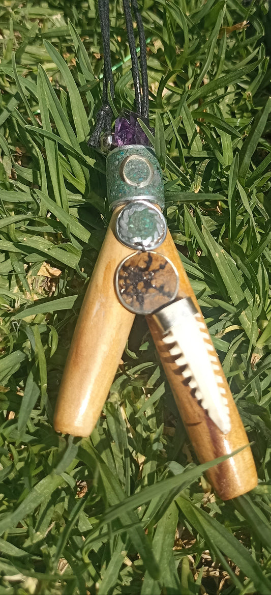 Kuripe Madera colgante con Cuarzo Morado